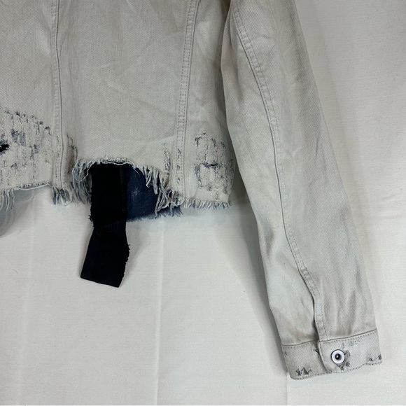 FREE PEOPLE Women’s Size M Denim Jean Jacket Coat Destructed Distressed - Picture 7 of 15